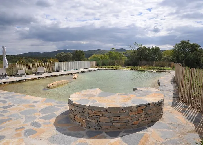 Hameau Domaine Ceyrac